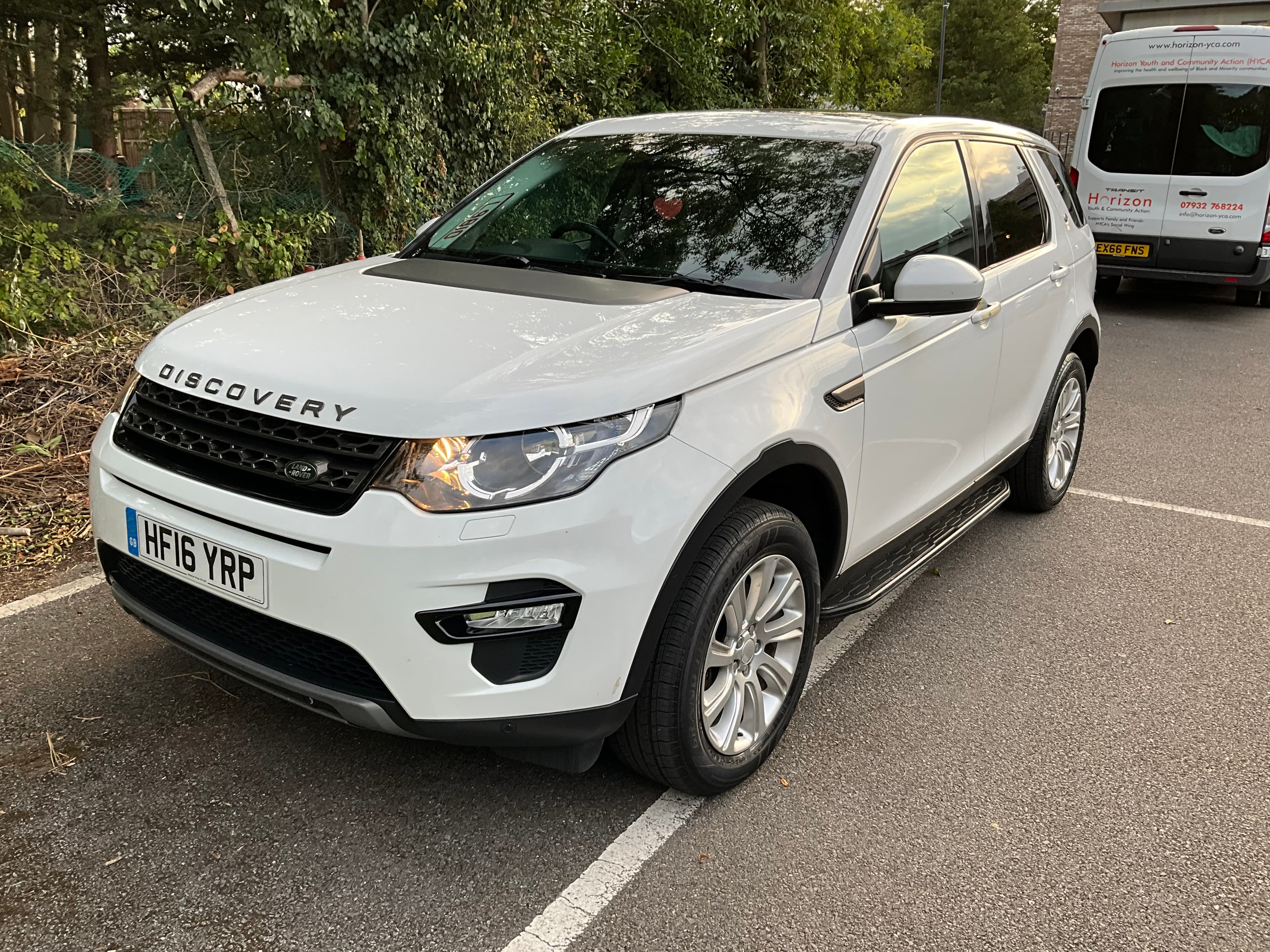2016 Land rover Discovery sport - photo 1